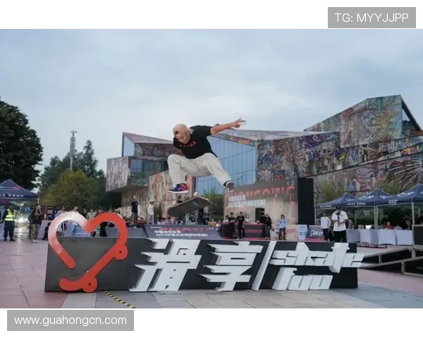 重庆滑板队包夹战术分析与比赛表现的得失总结